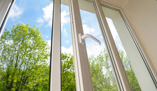 Cost of Window Glass Replacement in Falls Church