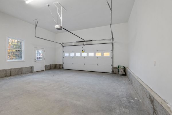 Cost of Garage Window Repair in Falls Church